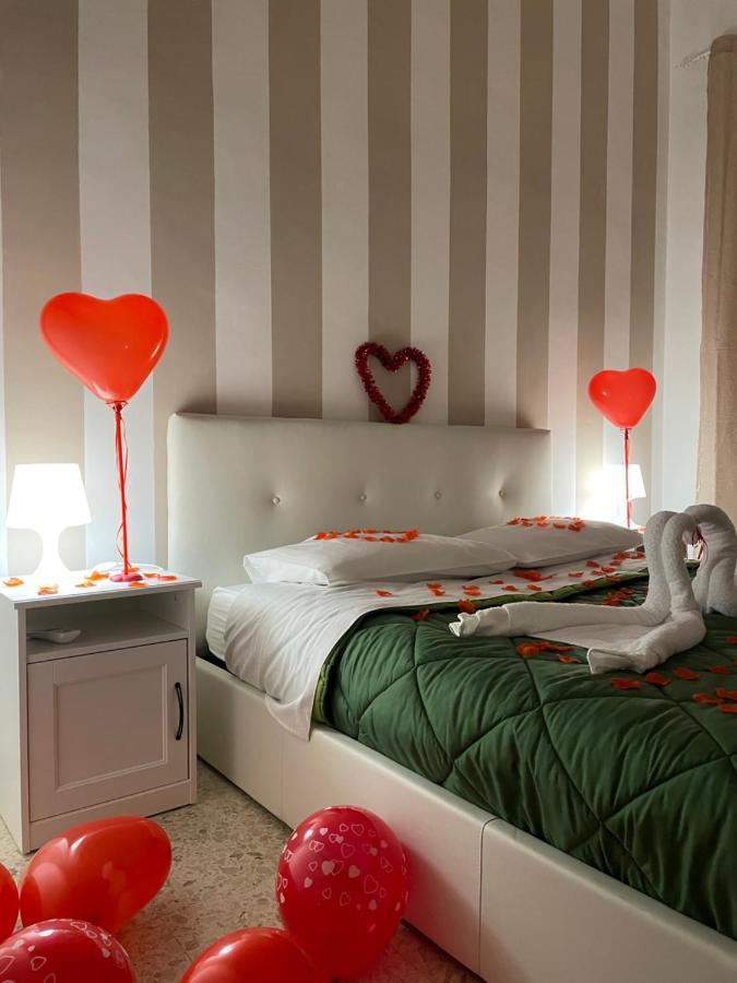 A Cas E Vicenz Bed and Breakfast Napoli Eksteriør billede