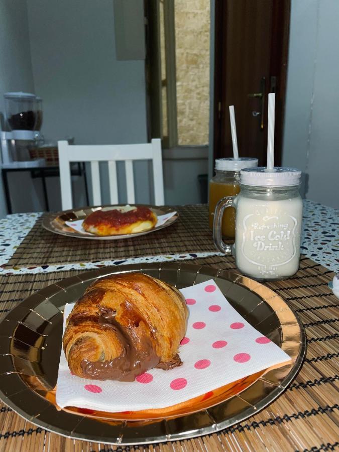 A Cas E Vicenz Bed and Breakfast Napoli Eksteriør billede
