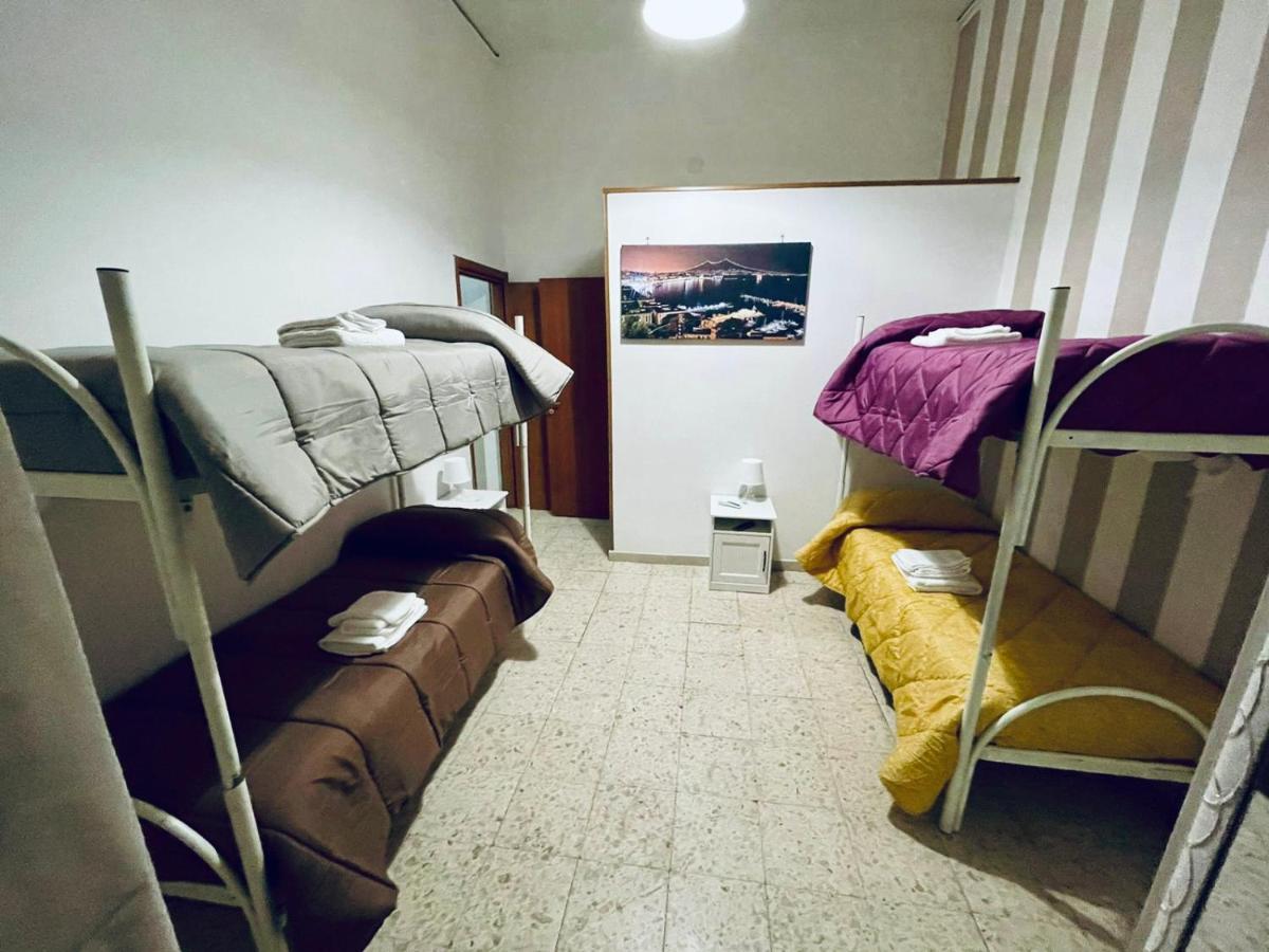 A Cas E Vicenz Bed and Breakfast Napoli Eksteriør billede