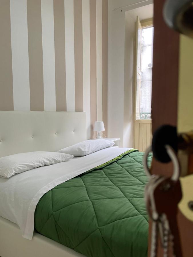 A Cas E Vicenz Bed and Breakfast Napoli Eksteriør billede
