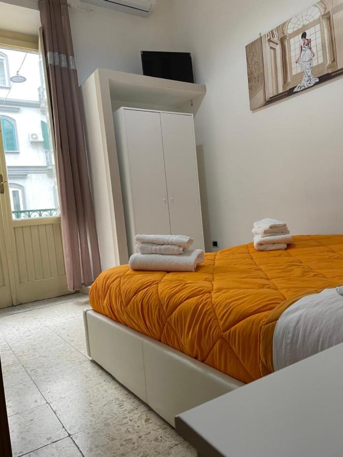A Cas E Vicenz Bed and Breakfast Napoli Eksteriør billede