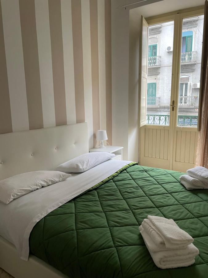 A Cas E Vicenz Bed and Breakfast Napoli Eksteriør billede